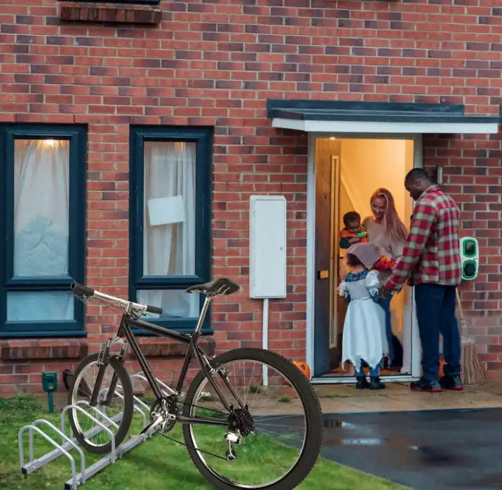 product-716-700 product-716-700